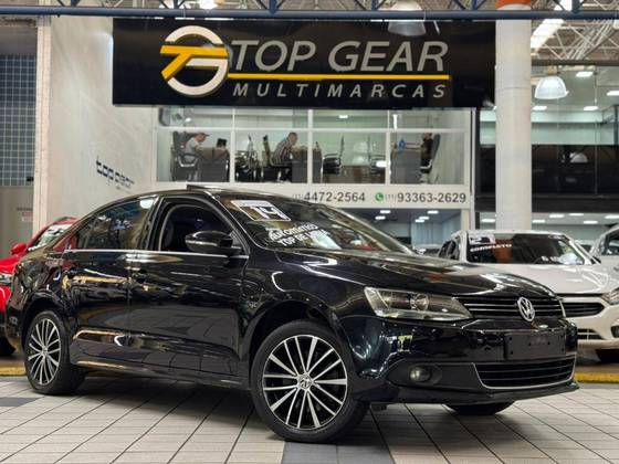 VOLKSWAGEN JETTA 2.0 TSI HIGHLINE 211CV GASOLINA 4P TIPTRONIC